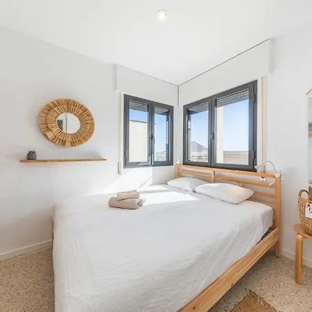 Apartment Surfers Paradise Beach House - By Medano4you *
