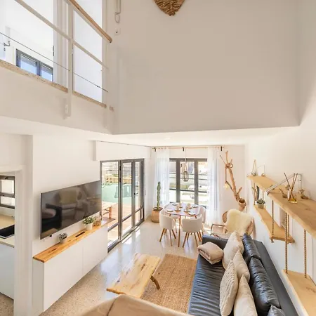 Surfers Paradise Beach House - By Medano4you Apartment *