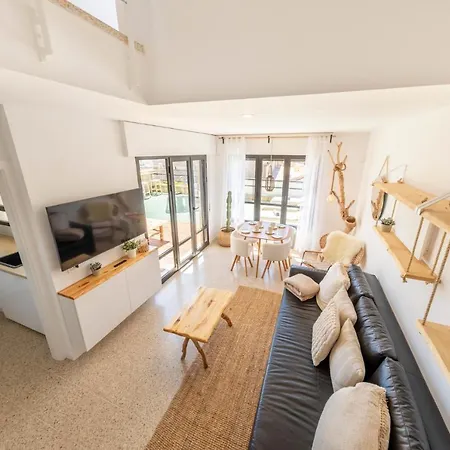 Surfers Paradise Beach House - By Medano4you *